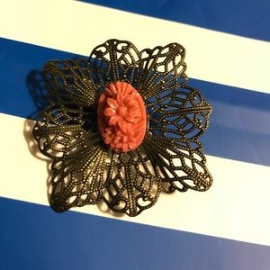 Brooch with flower detail